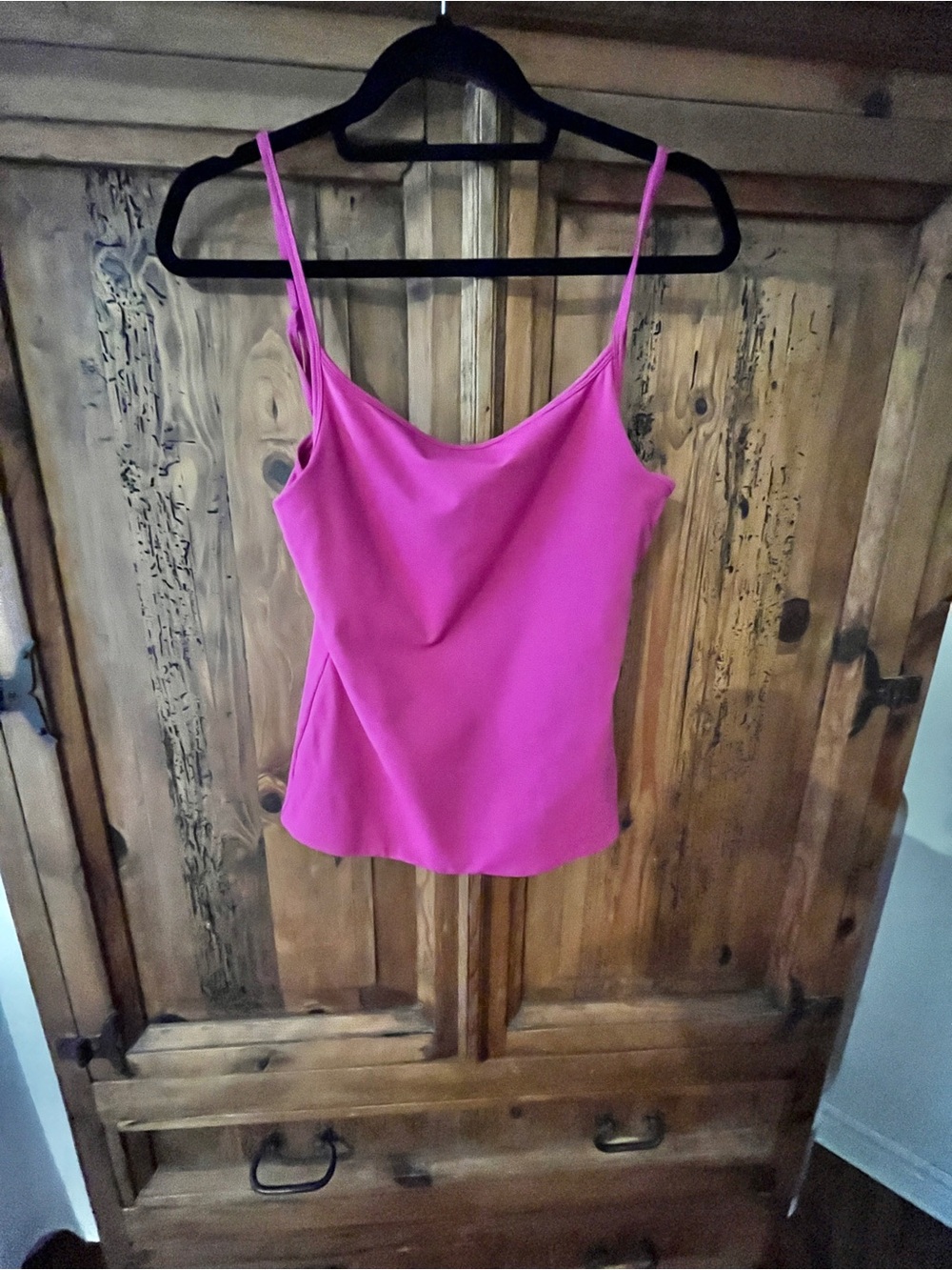 Aritzia Contour Tank size Large NWOT